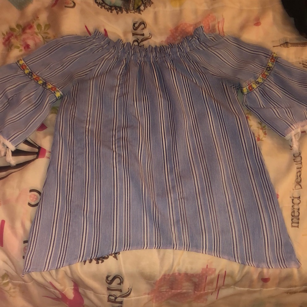 Long sleeved shirt